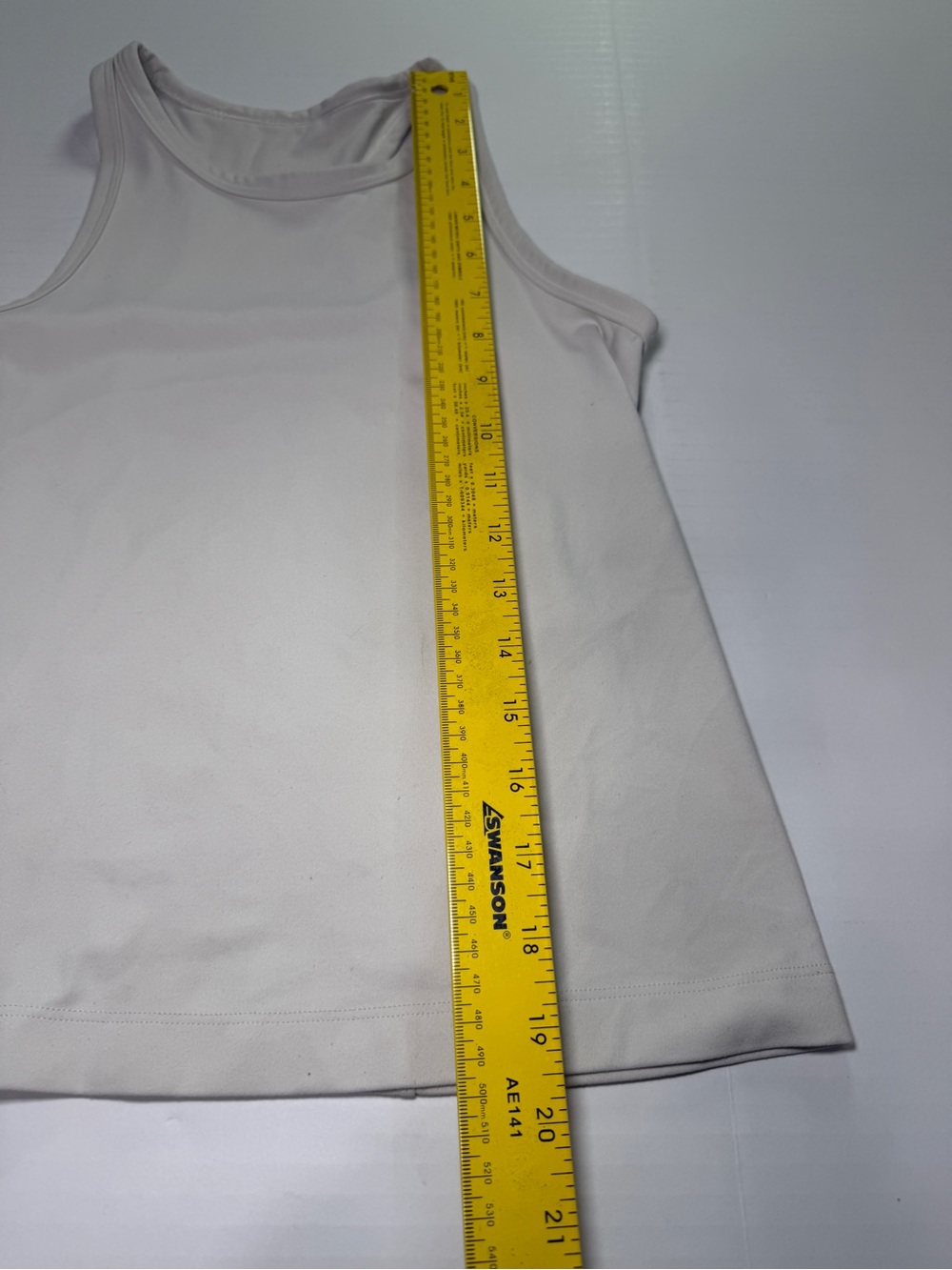 Lululemon High Neck Cropped Racerback Tank Top Cream Beige Size 10 - Picture 3 of 4